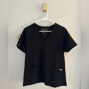 Figs Casma Three Pocket Scrub Top - Black - Size Medium